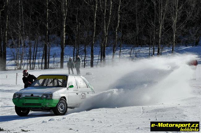 Vydařený Krkonošský pohár v autoskijöringu ve Sklenařicích 2011