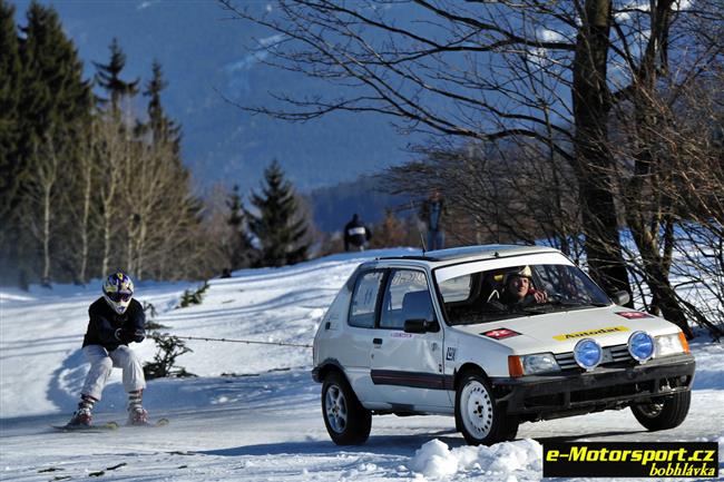 Vydařený Krkonošský pohár v autoskijöringu ve Sklenařicích 2011