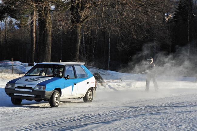 Vydaen Krkonosk pohr v autoskijringu ve Sklenaicch 2011