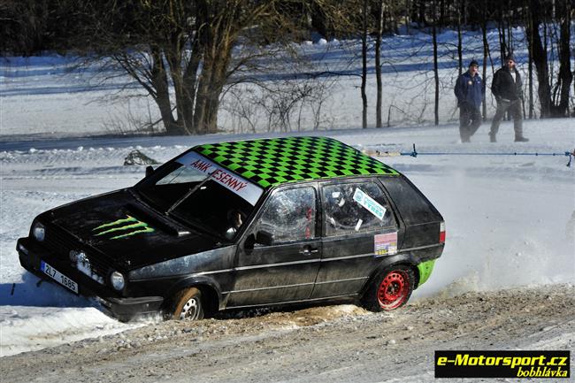 Vydaen Krkonosk pohr v autoskijringu ve Sklenaicch 2011