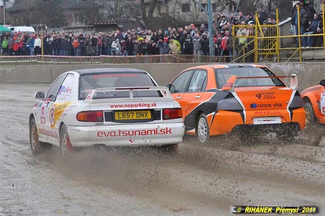 Autoslide Źarnovica 2011 objektivem Přemka Řihánka