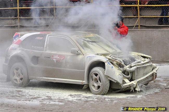 Autoslide Źarnovica 2011 objektivem Přemka Řihánka