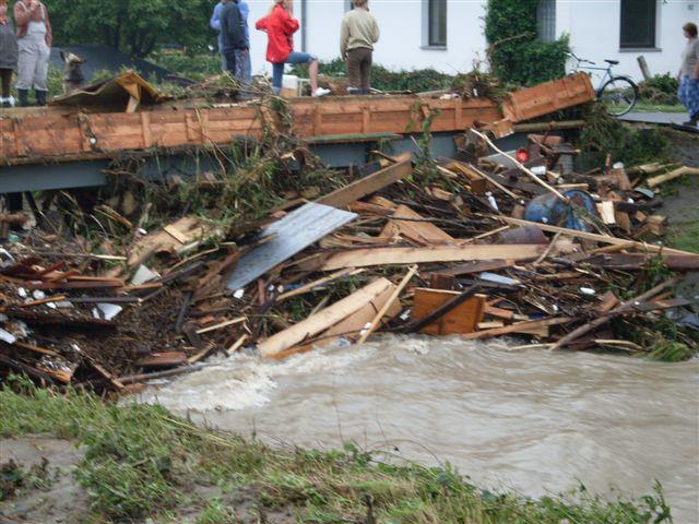Povodn 2009  i na silnici Hodlavice Nov Jin, foto KK