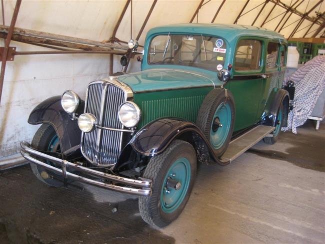 V Čekyni budou v pátek dražit dva veterány : Škodu 650 (1930) a Felicii (roadster - 1963)