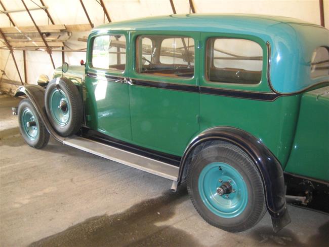 V Čekyni budou v pátek dražit dva veterány : Škodu 650 (1930) a Felicii (roadster - 1963)