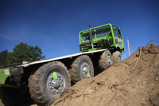 Ostrava Vřesina - prezentační akce s trucktrialem a off roady objektivem Pavla Pustějovského