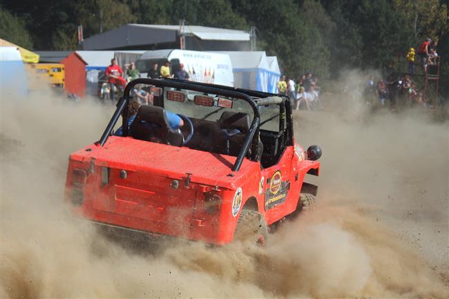 Ostrava Vřesina - prezentační akce s trucktrialem a off roady objektivem Pavla Pustějovského