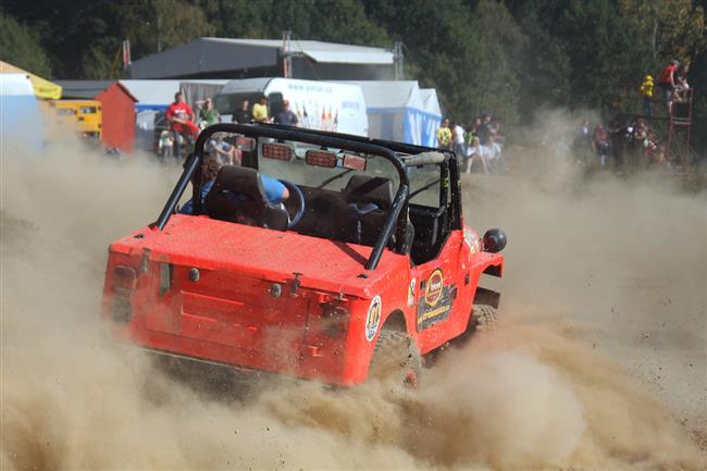 Ostrava Vesina - prezentan akce s trucktrialem a off roady objektivem Pavla Pustjovskho