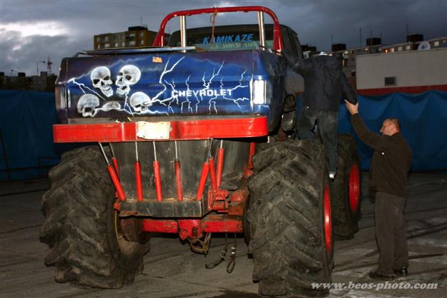 Kaskadi a Monster trucky zavtali do Plzn, foto M. Bene