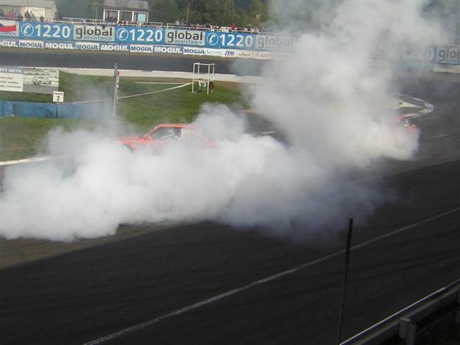 ME v rallyecrossu v Sosnové 2010, atmosféra miniobjektivem Pavla Jelínka