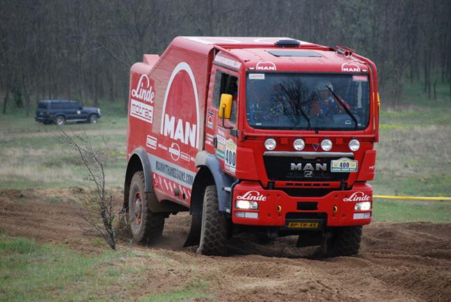 Odjezd Loprais Tatra Teamu na lednov Dakar 2009 se bl. Louen v Ostrav i v Praze