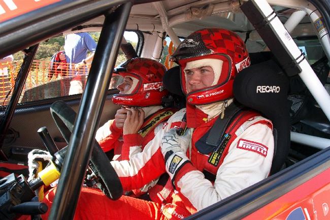 Martin Prokop s C2 S1600 na Korsick rallye po sobot  VEDE mezi juniory