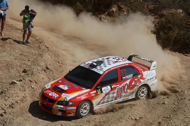 Irsko 2009 je v cli: Solidn  STBRO  Martina Prokopa na vod ampiontu JWRC 2009