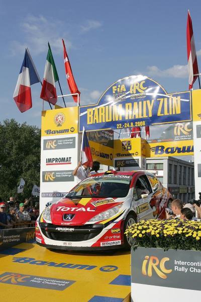Barum Rallye Zln 2008 startuje, foto poadatel P.Frba