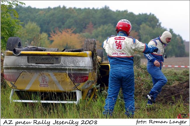 AZ pneu Rallye Jesenky 2008 , kotrmelec Kurky objektivem Romana Langera