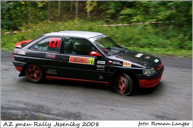 Sobotn Rally Jesenky 2008 vyhrl suvern Roman Odloilk, Pohr Kraml ped Hudcem