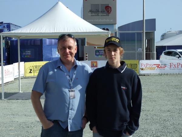 Junior Martin Semerd v cli prvn pten etapy Rallye Kypr. A ztra na otolinu.