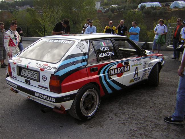 Rallye Legendy 2009 San Marino - atmosfra na specilce miniobjektivem Pavla Jelnka