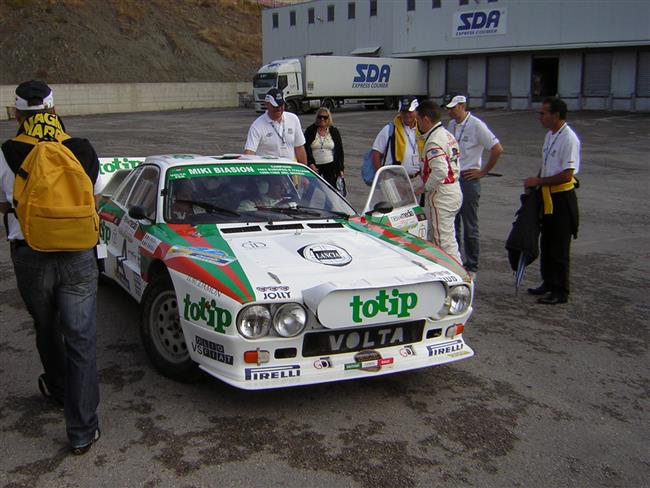 Rallye Legendy 2009 San Marino - atmosfra na specilce miniobjektivem Pavla Jelnka