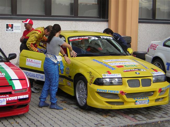 Rallye Legendy 2009 San Marino - atmosféra na speciálce miniobjektivem Pavla Jelínka