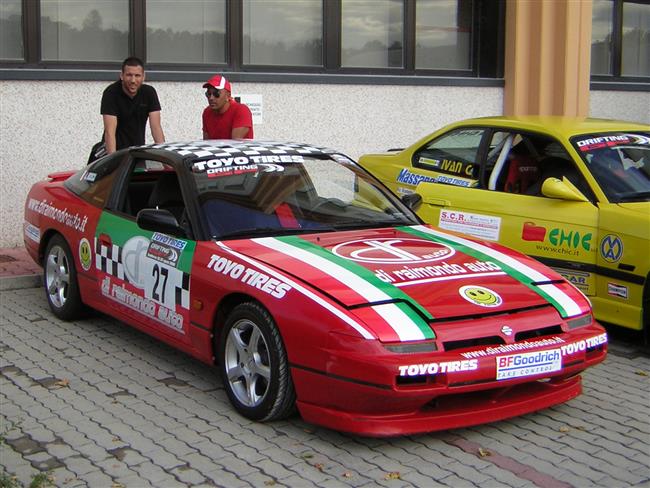 Rallye Legendy 2009 San Marino - atmosféra na speciálce miniobjektivem Pavla Jelínka