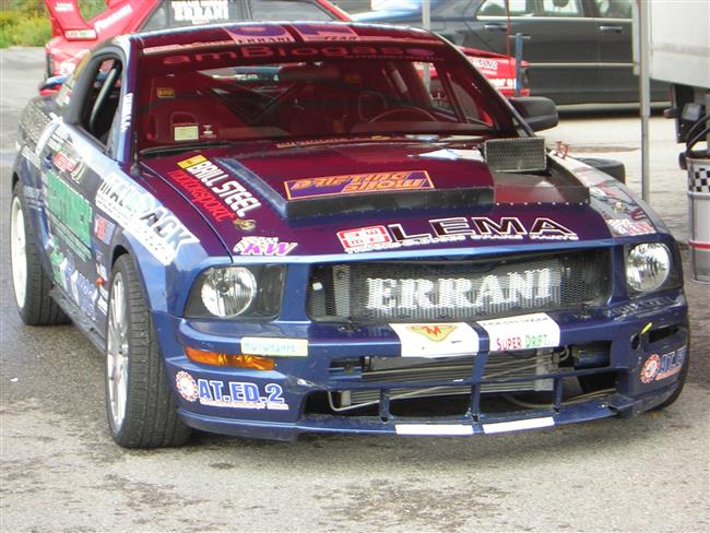 Rallye Legendy 2009 San Marino - atmosféra na speciálce miniobjektivem Pavla Jelínka