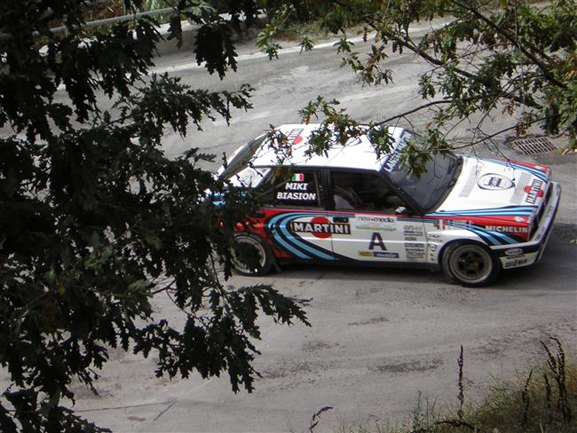 Rallye Legendy 2009 San Marino - atmosféra na speciálce miniobjektivem Pavla Jelínka