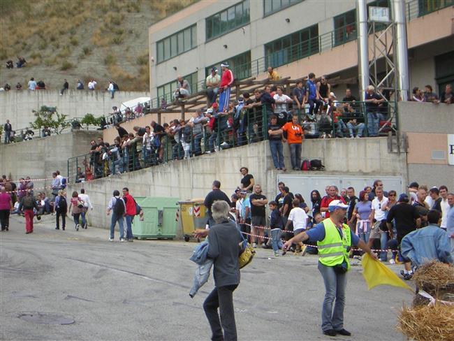 Rallye Legendy 2009 San Marino - atmosfra na specilce miniobjektivem Pavla Jelnka