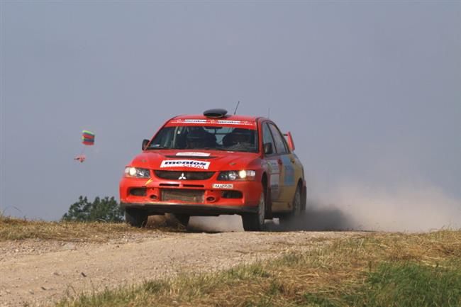 Premirov Polsko 2009: Loeb po karambolu mocn toil a dojel sedm, Sordo pak stbrn