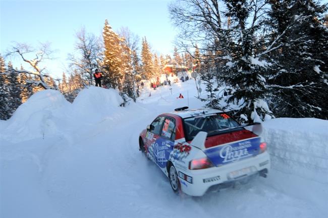 Martin Prokop na sněhu v Norsku pro změnu  s Lancerem EVO IX.