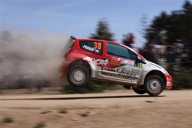 Premirov Polsko 2009: vod nevyel Loebovi , po ptku vede Hirvonen s Focusem WRC