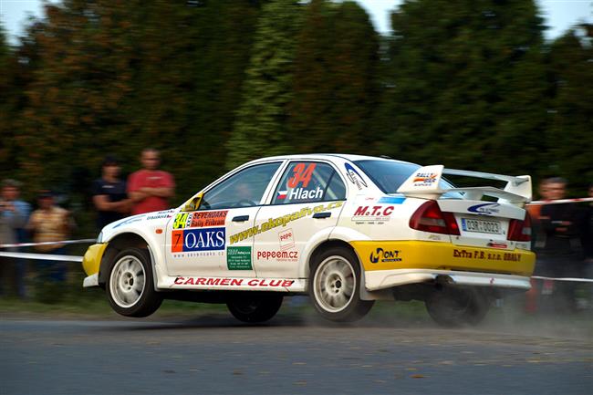 Zaaly seznamovac jzdy Rally Pbram. Itiner si vyzvedla vtina pihlench