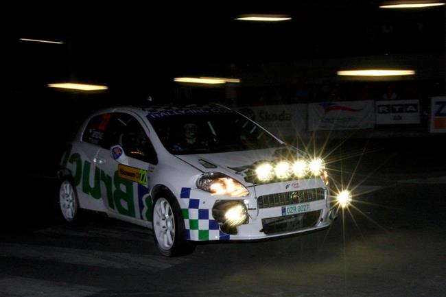 Barumka 2009 a Jaromír Tarabus s Puntem  S 2000, foto týmu