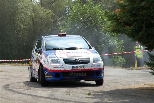 Nejlep teamy si po Krkonoch prodlou svj pobyt na Krlovhradecku dky Rallye show !