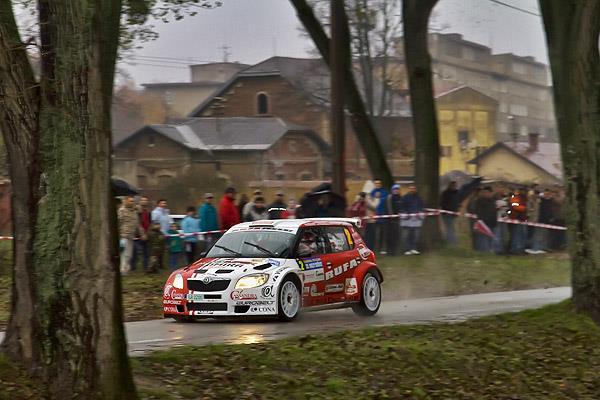 Grzegorz Grzyb nakonec do sezny vyraz msto C4 WRC s Fabi WRC
