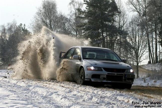 Radouň 2009- amatérská zimní rallye, foto Jan Marek