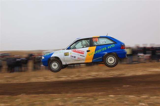 Atraktivn ast v sobotu ve Sluovicch : tyi WRC a pt dvoutiscovek