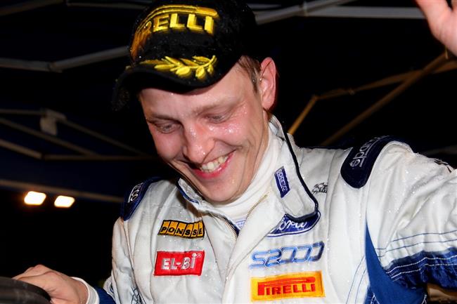 Tuto sobotu v Kojetíně : pozvání na setkání fandů a videoprojekci s tématikou „rallye“