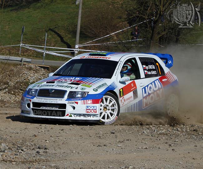 Rallysprintov ampiont ped Horckou rallye vede Valouek ped Jakeem