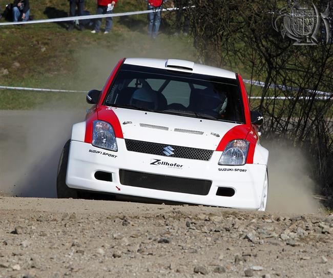 Rallysprintov ampiont ped Horckou rallye vede Valouek ped Jakeem