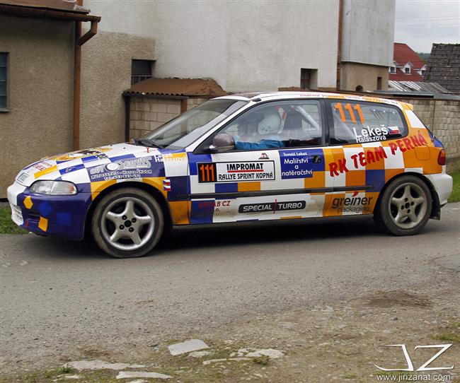 JT Říha group rally team v plné sestavě a se čtyřmi sadami pohárů