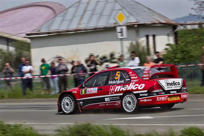Mitsubishi Lancer WRC05 a Jaroslav Melichrek se t na vkend do Preova