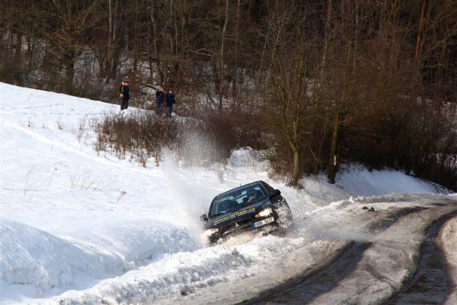 Ve stopě Valašské zimy 2010 - pouhých 10 minut u Hvozdné..., foto M-Knedla