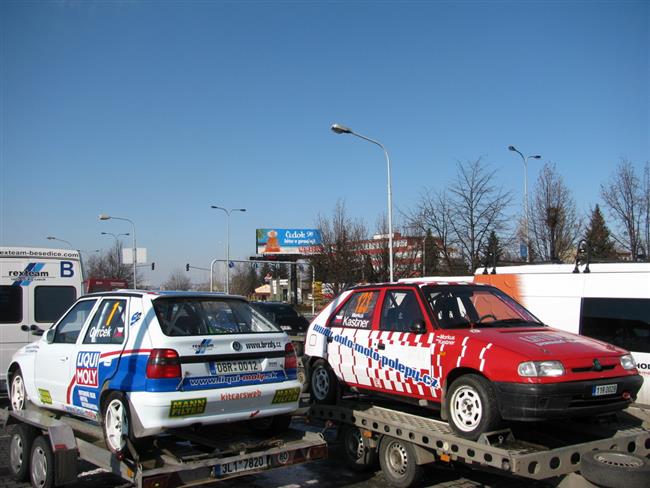 Testování závodních vozů v STK v Praze, foto Karel Kolečko