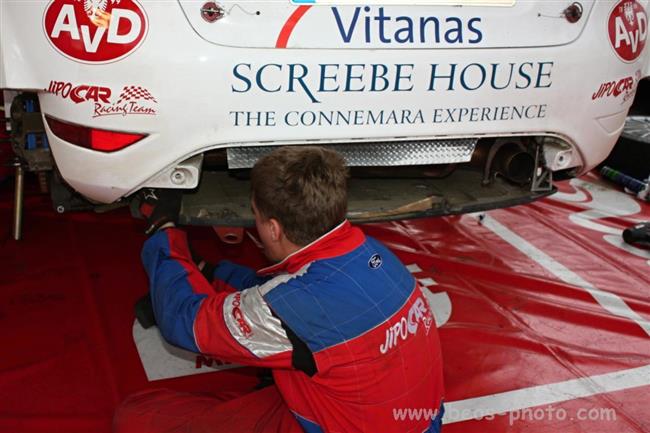Rallye Bohemia 2011 - servis i legendy objektivem Mirka Beneše