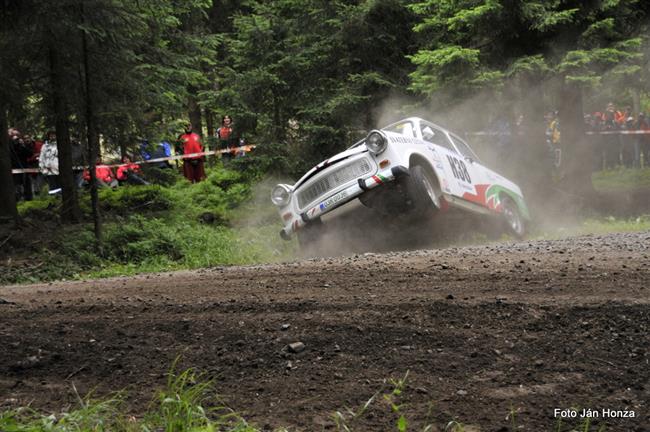 Rallye Bohemia 2011 a akční průjezd Trabiho....