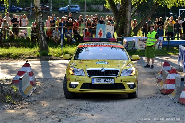 Valouek po RZ 8 po penalizaci odstoupil z Rallye Hustopee. Zvauj i, zda pokraovat v ampiontu!!!