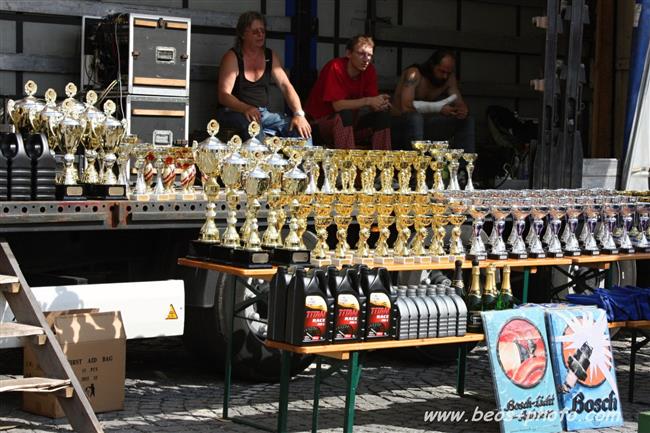 Pačejov 2011 - na startu a v cíli