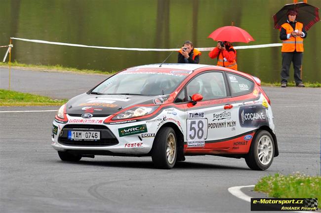 Projekt 12x2012 RallyeStar FiestaCUP  pro mlad  otevr pihlky
