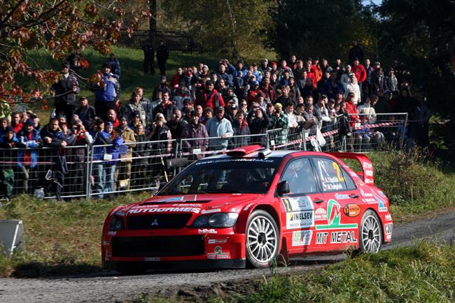 Antonín Tlusťák s Lancerem WRC ve Vsetíně 2011 atd